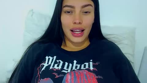 Snapshot of imsweetlips chatting on 03.01.26 imsweetlips online show from 03.01.26