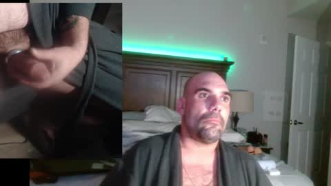 I use to be imeverythingandnothing online show from 12.29.24