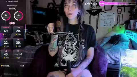 Inarafoxx online show from 11.26.25