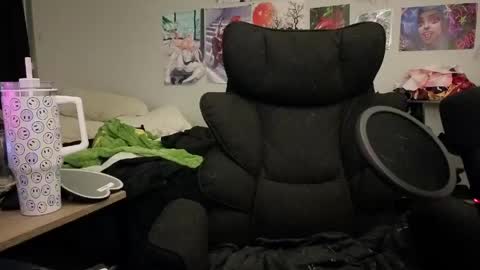 Inarafoxx online show from 04.22.26