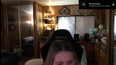 Snapshot of incognitoqueen chatting on 12.20.24 Carter online show from 12.20.24