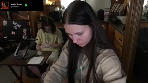 Snapshot of incognitoqueen chatting on 10.03.25 Carter online show from 10.03.25