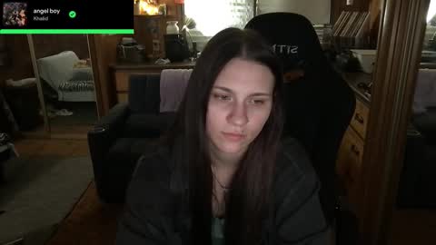 Snapshot of incognitoqueen chatting on 10.14.25 Carter online show from 10.14.25