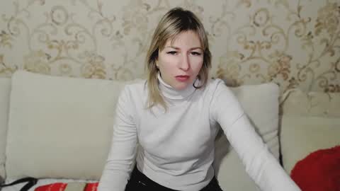 incredible_ariela online show from 12.17.24
