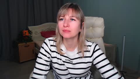 incredible_ariela online show from 12.22.24