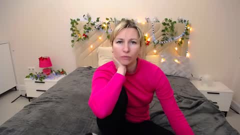 incredible_ariela online show from 02.21.25