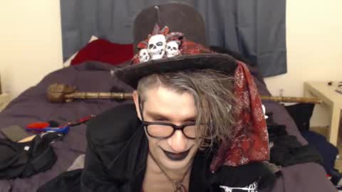 Snapshot of incubussy_x chatting on 02.09.25 Incubussy X online show from 02.09.25