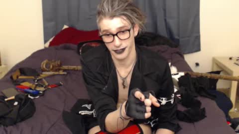 Snapshot of incubussy_x chatting on 02.09.25 Incubussy X online show from 02.09.25