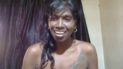 Snapshot of indian_blossom chatting on 02.08.25 Denise online show from 02.08.25