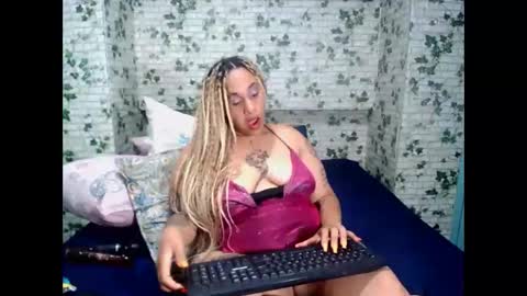 Candy cat online show from 12.20.25