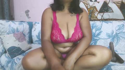 Snapshot of indian_goddess9 chatting on 02.24.26 Parul online show from 02.24.26