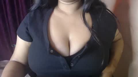 Nia online show from 10.14.25