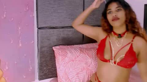 Snapshot of indianangelx chatting on 10.09.25 indianangelx online show from 10.09.25