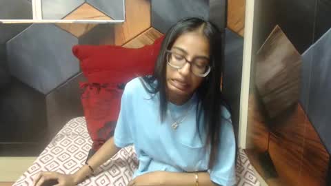 Snapshot of indianarmani chatting on 01.18.25 Armani online show from 01.18.25