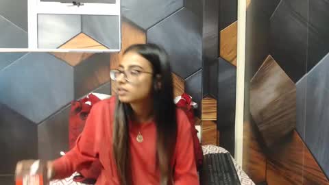 Snapshot of indianarmani chatting on 01.28.25 Armani online show from 01.28.25