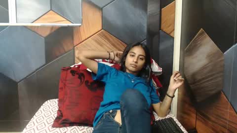 Snapshot of indianarmani chatting on 02.07.25 Armani online show from 02.07.25