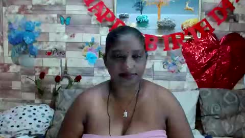 Snapshot of indianblue3 chatting on 01.27.25 tracy online show from 01.27.25