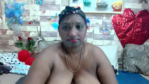 Snapshot of indianblue3 chatting on 02.25.25 tracy online show from 02.25.25