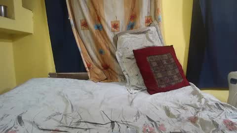 Snapshot of indiancumking chatting on 12.26.24 inindiancumking online show from 12.26.24