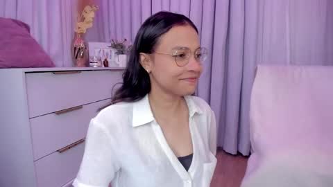 Snapshot of indiancutie_ chatting on 09.28.25 MIA online show from 09.28.25