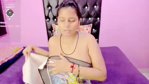 Snapshot of indianflame chatting on 01.04.25 PARADISEQUEEN online show from 01.04.25