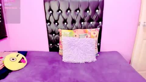 Snapshot of indianflame chatting on 02.06.25 PARADISEQUEEN online show from 02.06.25