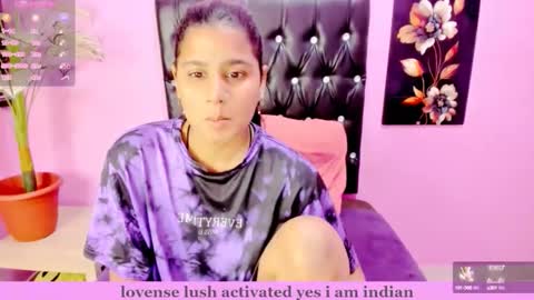 Snapshot of indianflame chatting on 09.11.25 PARADISEQUEEN online show from 09.11.25