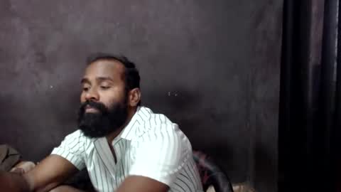Snapshot of indianh chatting on 04.26.26 indian hairy online show from 04.26.26