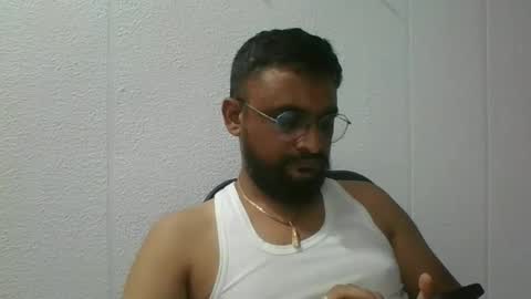 Snapshot of indianlover1433 chatting on 10.08.25 Indian lover online show from 10.08.25