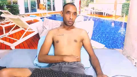 Snapshot of indianmagicmike69 chatting on 03.15.26 indianmagicmike69 online show from 03.15.26