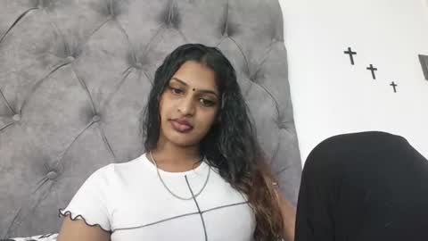 Snapshot of indianpandora chatting on 09.10.25 indianpandora online show from 09.10.25