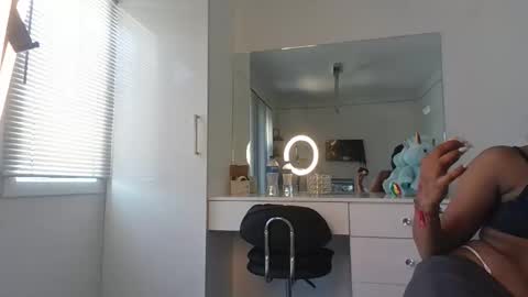 Snapshot of indianpandora chatting on 10.22.25 indianpandora online show from 10.22.25