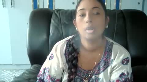 Snapshot of indianplaygal69 chatting on 02.18.25 Indianpalgal69 online show from 02.18.25