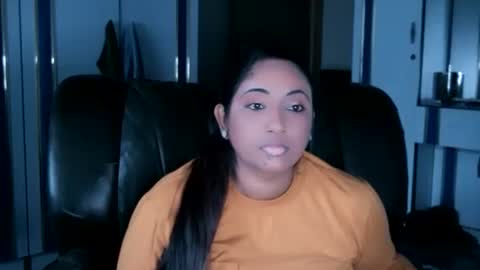Snapshot of indianplaygal69 chatting on 09.16.25 Indianpalgal69 online show from 09.16.25