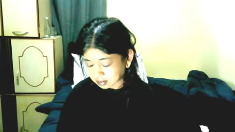 Snapshot of indianpleasures21 chatting on 06.22.26 indianpleasures21 online show from 06.22.26