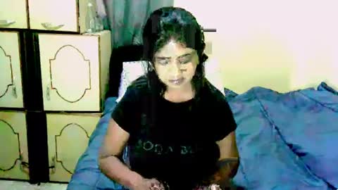 Snapshot of indianpleasures21 chatting on 07.20.26 indianpleasures21 online show from 07.20.26