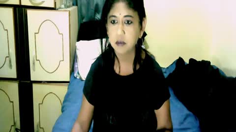 Snapshot of indianpleasures21 chatting on 07.20.26 indianpleasures21 online show from 07.20.26