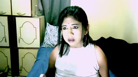 Snapshot of indianpleasures21 chatting on 07.28.26 indianpleasures21 online show from 07.28.26
