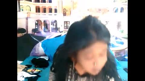 Mika online show from 12.16.25