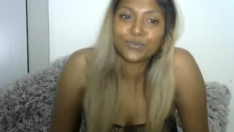 indianqtpie6 online show from 09.22.25