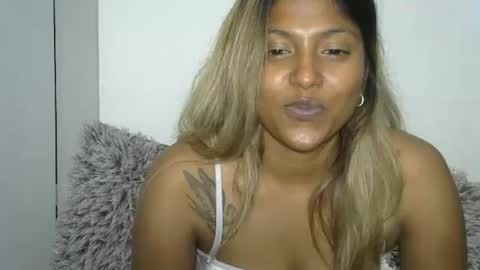 indianqtpie6 online show from 10.09.25