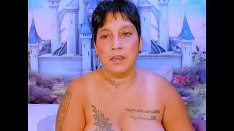 Snapshot of indianroxy07 chatting on 01.27.25 roxy online show from 01.27.25