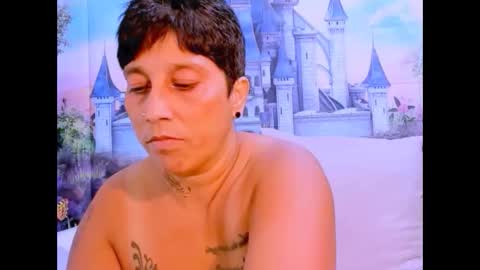 Snapshot of indianroxy07 chatting on 02.01.25 roxy online show from 02.01.25