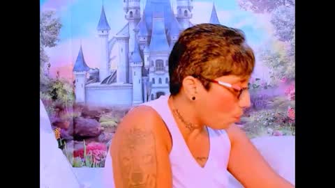 Snapshot of indianroxy07 chatting on 02.05.25 roxy online show from 02.05.25