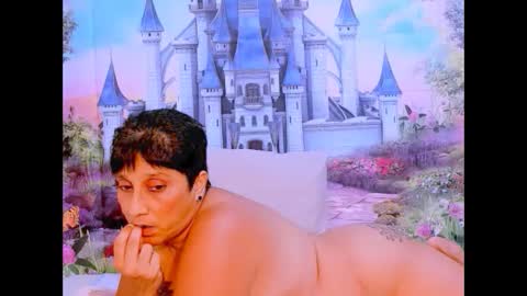 Snapshot of indianroxy07 chatting on 02.05.25 roxy online show from 02.05.25