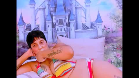 Snapshot of indianroxy07 chatting on 02.10.25 roxy online show from 02.10.25