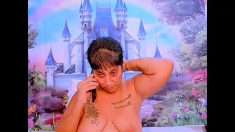 Snapshot of indianroxy07 chatting on 02.11.25 roxy online show from 02.11.25