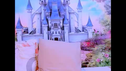 Snapshot of indianroxy07 chatting on 02.13.25 roxy online show from 02.13.25