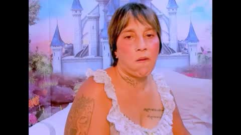 Snapshot of indianroxy07 chatting on 09.13.25 roxy online show from 09.13.25