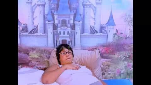 Snapshot of indianroxy07 chatting on 09.25.25 roxy online show from 09.25.25